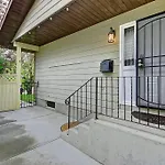 Tastefully Furnished 5Br With 3Bths Ac Mins To Downtown Ap