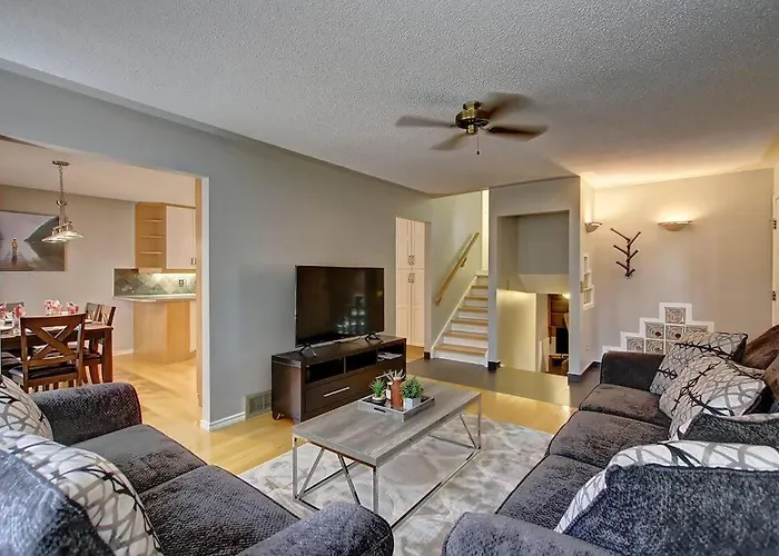 Tastefully Furnished 5Br With 3Bths Ac Mins To Downtown Ap