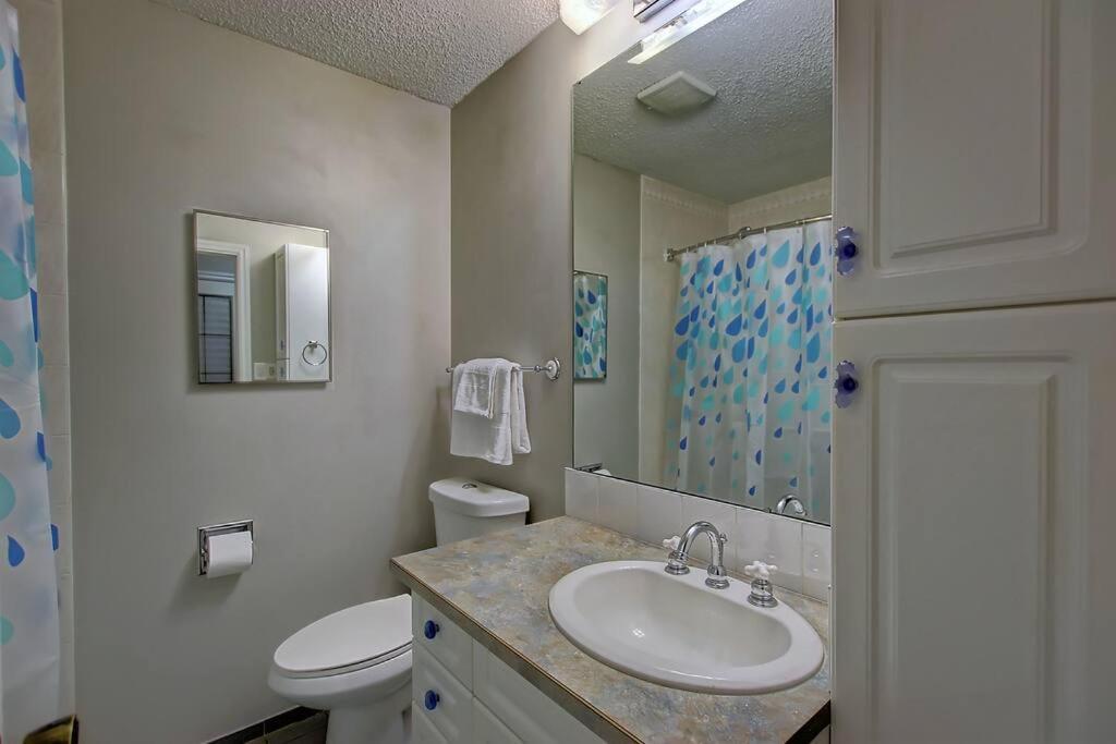 Apartment Tastefully Furnished 5br With 3bths Ac Mins To Downtown Ap