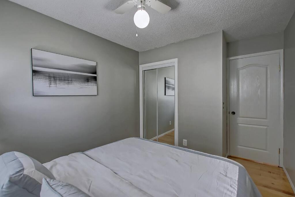 Tastefully Furnished 5br With 3bths Ac Mins To Downtown Ap Apartment